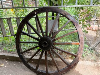 Rueda de Carreta Antigua