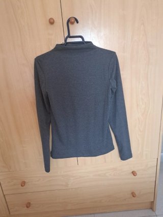 NUEVO! Blusa con broche Zara Women