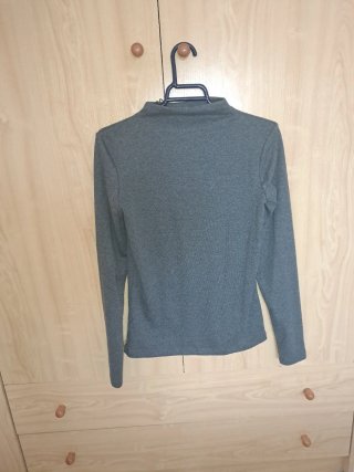 NUEVO! Blusa con broche Zara Women