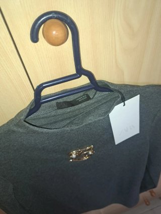 NUEVO! Blusa con broche Zara Women