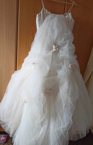 Vestido de Novia como nuevo. Usado una vez