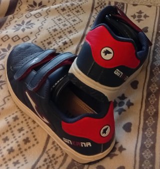 Deportivas Joma niño velcro Talla 37