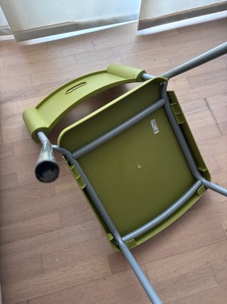 Sillas verdes pistacho Ikea Herman (4 unidades)