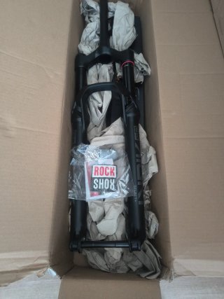 Rock Shox Lyrik Charger 3.1 160mm 29" NUEVA!!