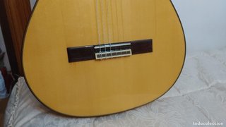 Guitarra amplificada Pedro de Miguel Estudio