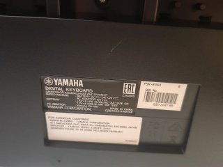Teclado Yamaha PSR E363 61 teclas
