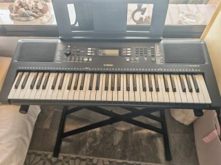 Teclado Yamaha PSR E363 61 teclas