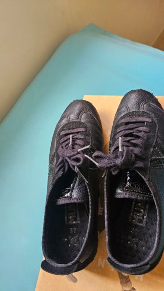 Zapatillas Munich Mujer Negras