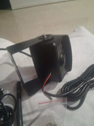 Cámara de aparcamiento con cables