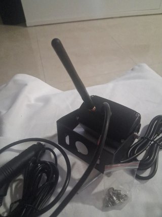 Cámara de aparcamiento con cables