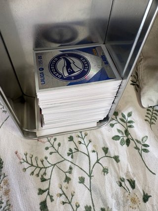 Lote cromos Liga Este 2025-26 + Extra gold al azar