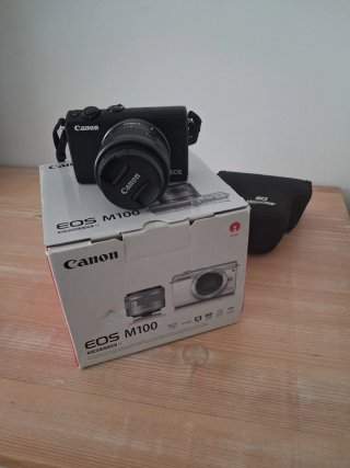 Canon EOS M100 Fotocamera Mirrorless Kit 15-45mm