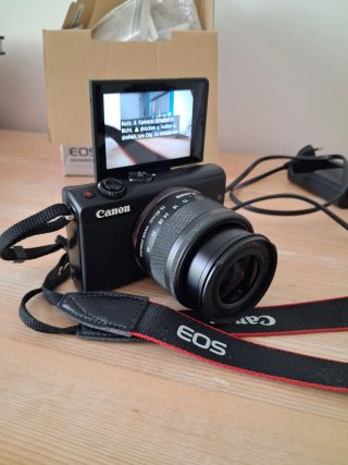 Canon EOS M100 Fotocamera Mirrorless Kit 15-45mm