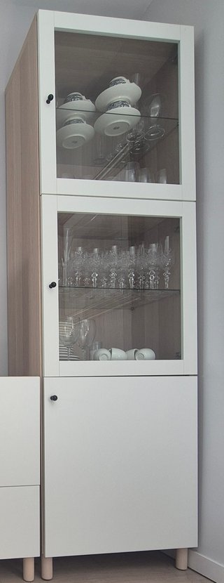 Vitrina IKEA Roble y Blanca