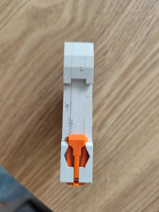 Interruptor Magnetotérmico MAXGE EP-DPN6K C20