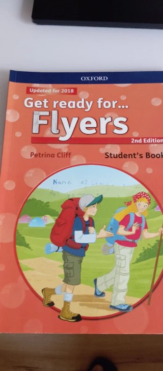 Flyers libro ingles 4 primaria