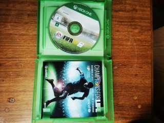 Pacchetto 3 Giochi Xbox One: Call of Duty, FIFA 15, FIFA 18