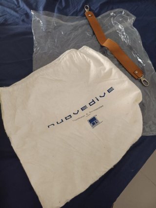Bolso de piel color caramelo