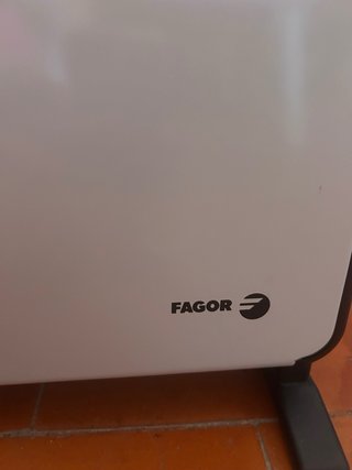Estufa Eléctrica Fagor Turbo Beige