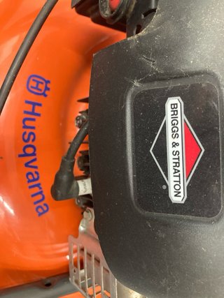 Cortacésped Husqvarna R 53W