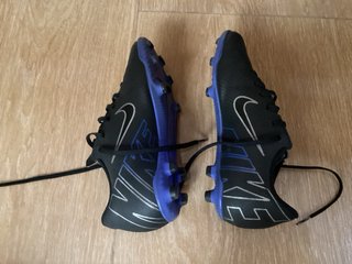 Botas de fútbol Nike Talla 36