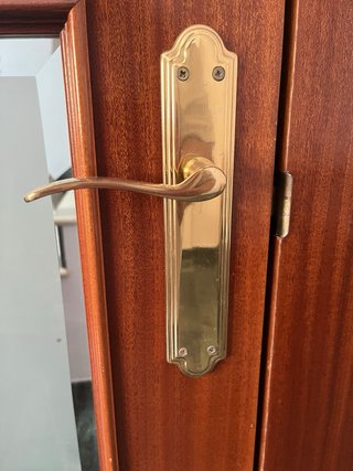Puertas de madera con cristal