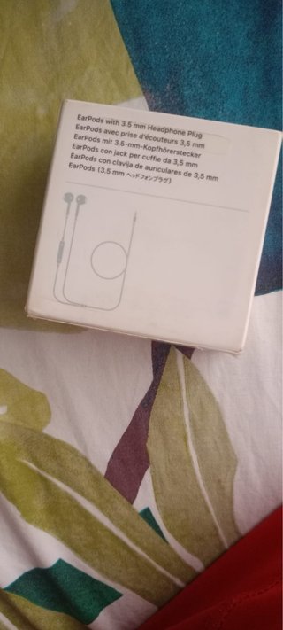 EarPods Apple con cable y clavija minijack