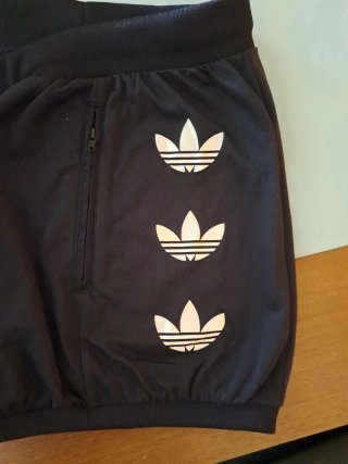 Pantalones cortos Adidas negros