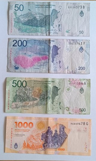 Billetes República Dominicana, Chile y Argentina