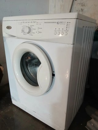 Lavatrice Whirlpool 6kg AWD/D 8108