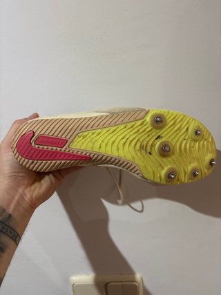 Zapatillas Nike Atletismo Beige y Rosa