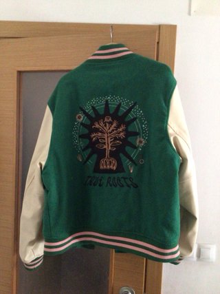 Chaqueta universitaria Snipes GRMY verde/beige