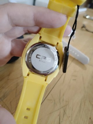 Reloj CP5 Modelo Space Amarillo