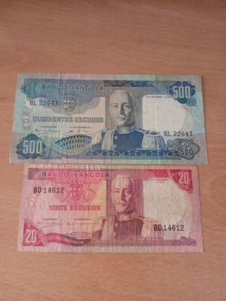 Billetes de Angola 500,  y 20 Escudos