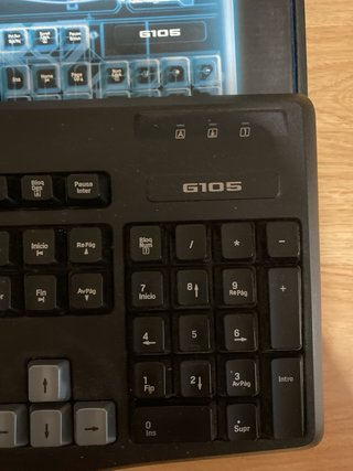 Teclado Gaming Logitech G105