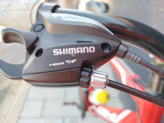 Bicicleta de montaña BH  OverX. Roja