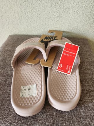 Chanclas Nike Benassi JDI Rosa Talla 40.5