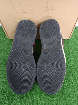 Zapatillas Nike Negras y Rojas