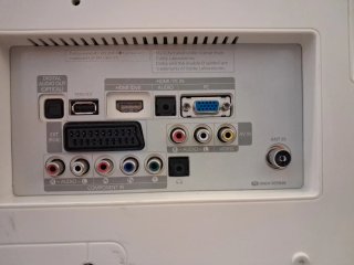 Televisor 22 pulgadas NO smart blanco