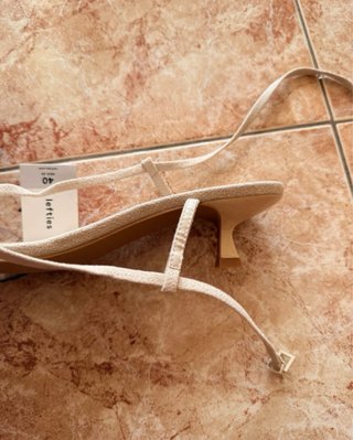 Sandalias finas Lefties beige T 40