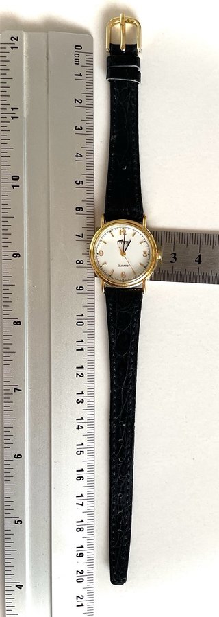 Reloj Lotus Mujer Dorado y Negro