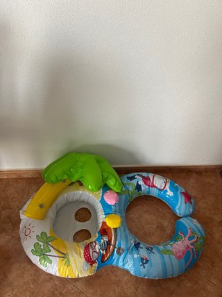 Flotador infantil con asiento y palmera
