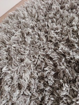 Alfombra de poliéster gris / visón