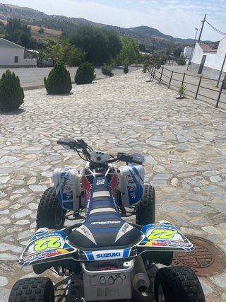 Suzuki LTZ 400 Quad Moto