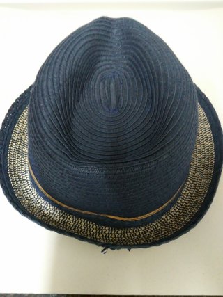 Sombrero de verano beige y azul