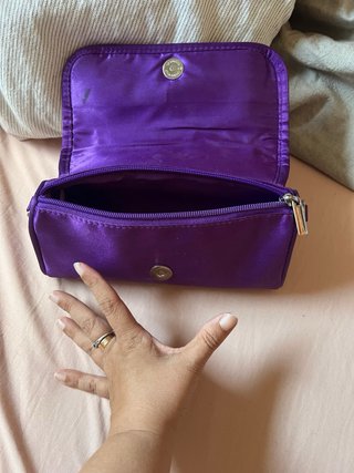 Neceser maquillaje Younique morado
