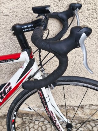 Bicicleta de carretera Conor WRC
