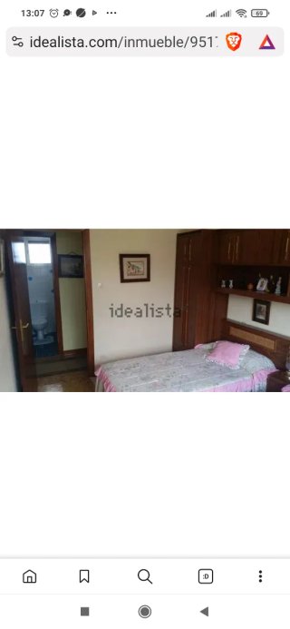 Muebles de salón, habitación, canapé y sofás