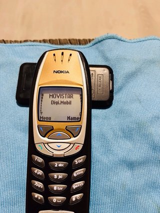 Nokia 6310i Negro/Dorado