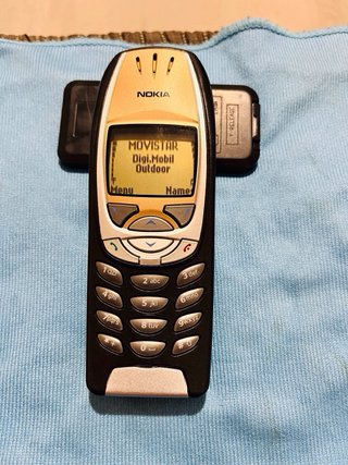 Nokia 6310i Negro/Dorado